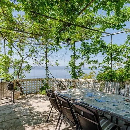 Apartmán Kosa - Two Bedroom With Terrace And Sea View A1 Prizemlje *